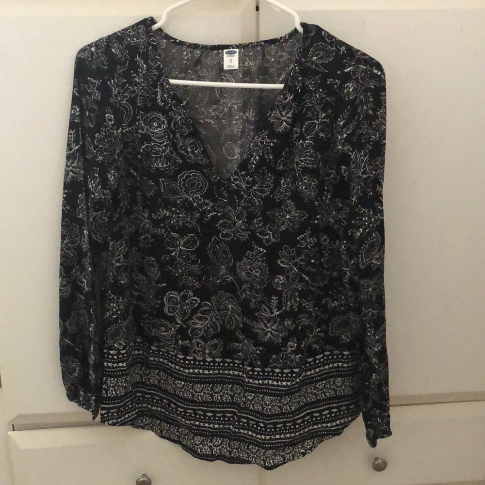 women’s shirt